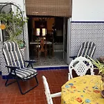 Nyaraló Romi *